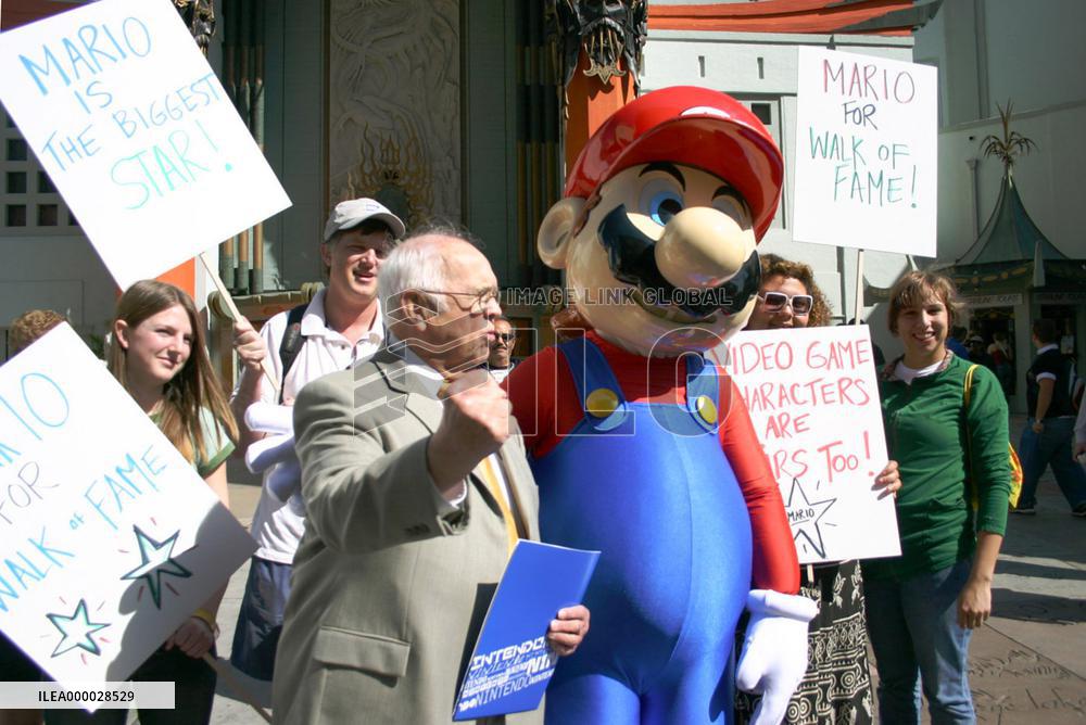 Nintendo character Mario seeks honors on Hollywood Walk of Fame
