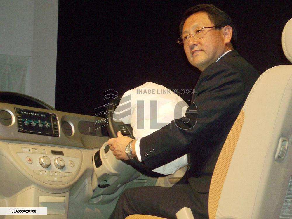 Toyota unveils next-generation telematics services