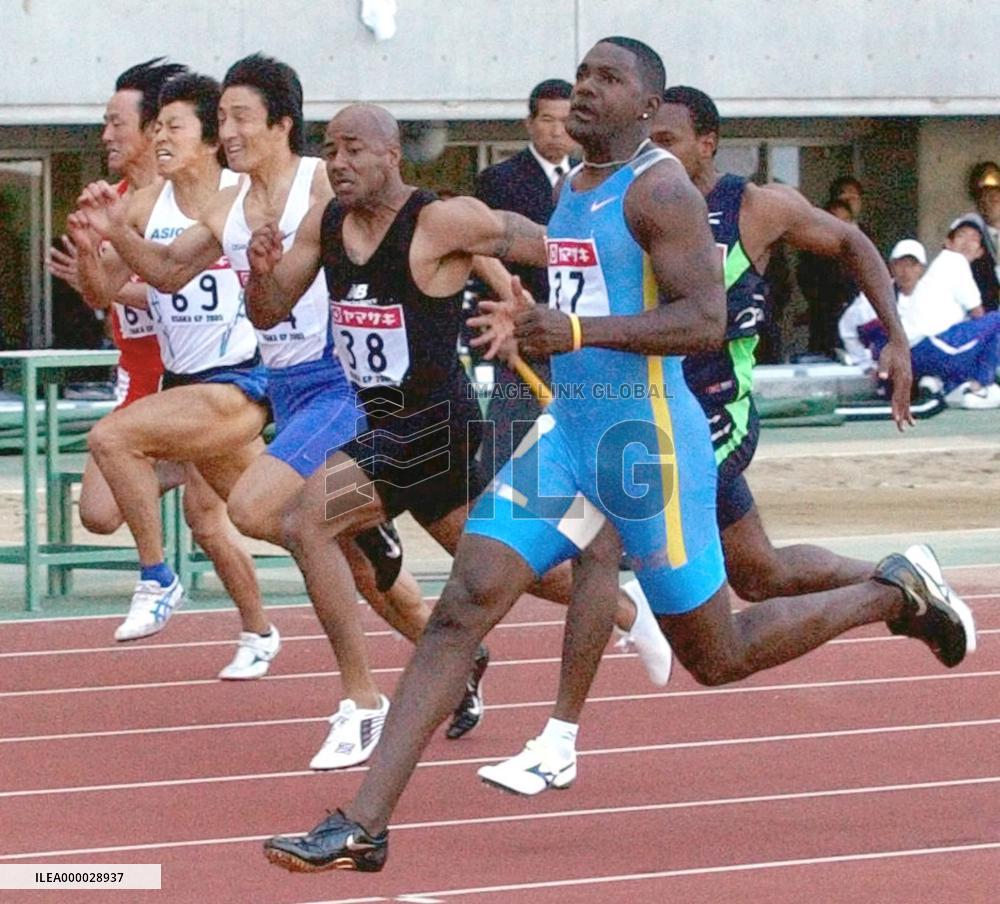 Gatlin claims victory in 100 at Japan Grand Prix