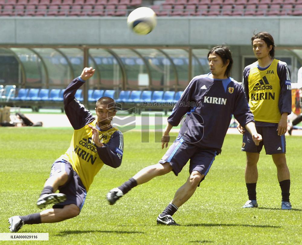 (2)Japan tune up for Peru clash