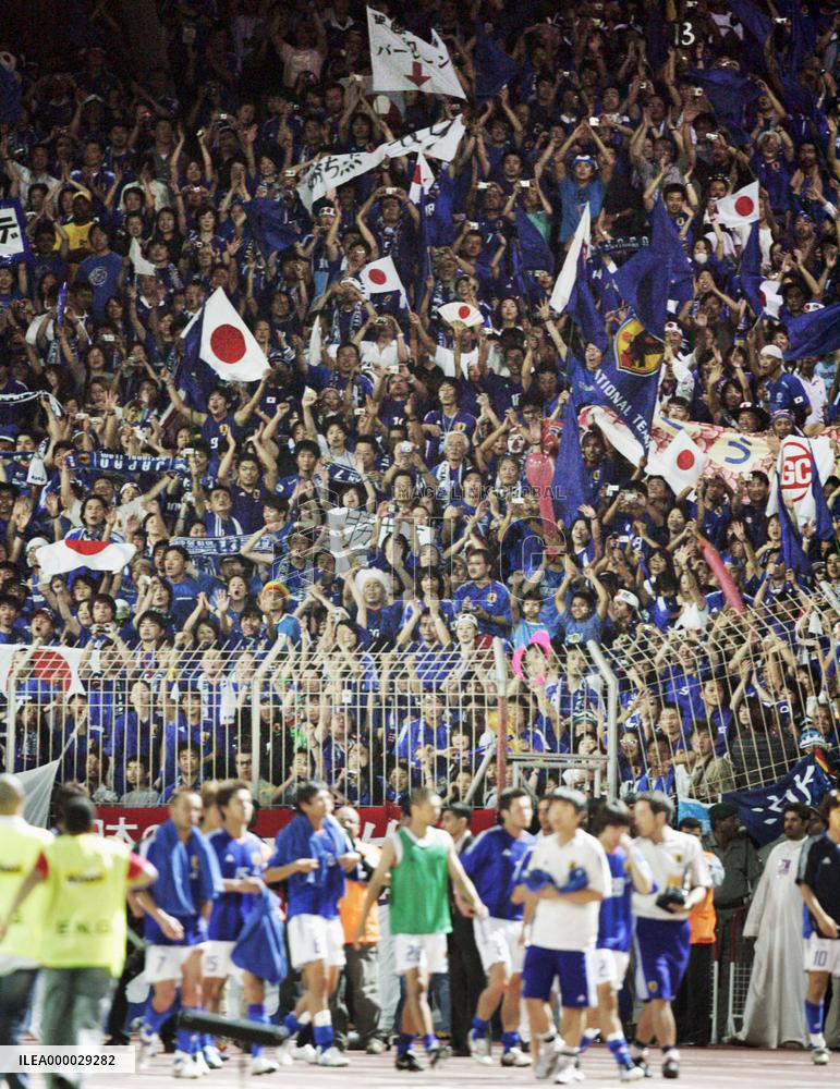 (6)Japan zero in on place at World Cup finals