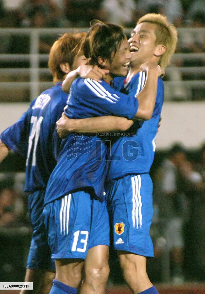 (1)Japan book World Cup spot after 2-0 win over N. Korea