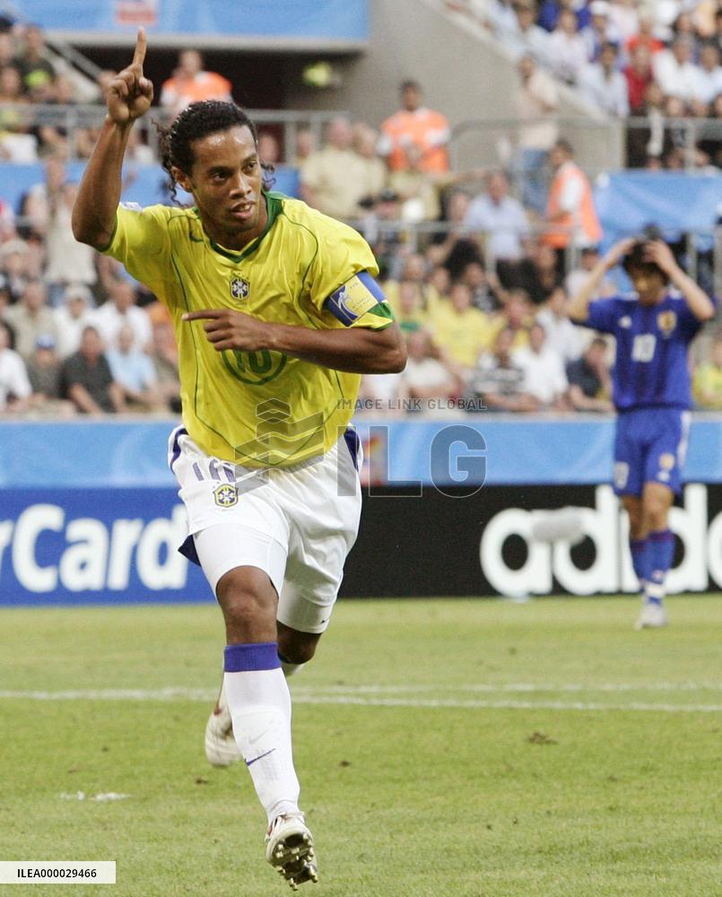 (5)Japan bow out of Confeds after holding Brazil