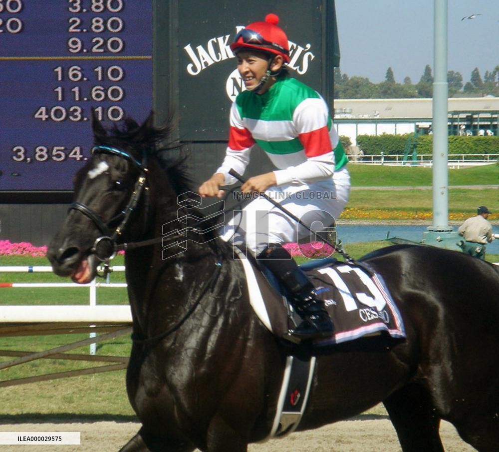 Horse racing: Japan's Cesario wins American Oaks