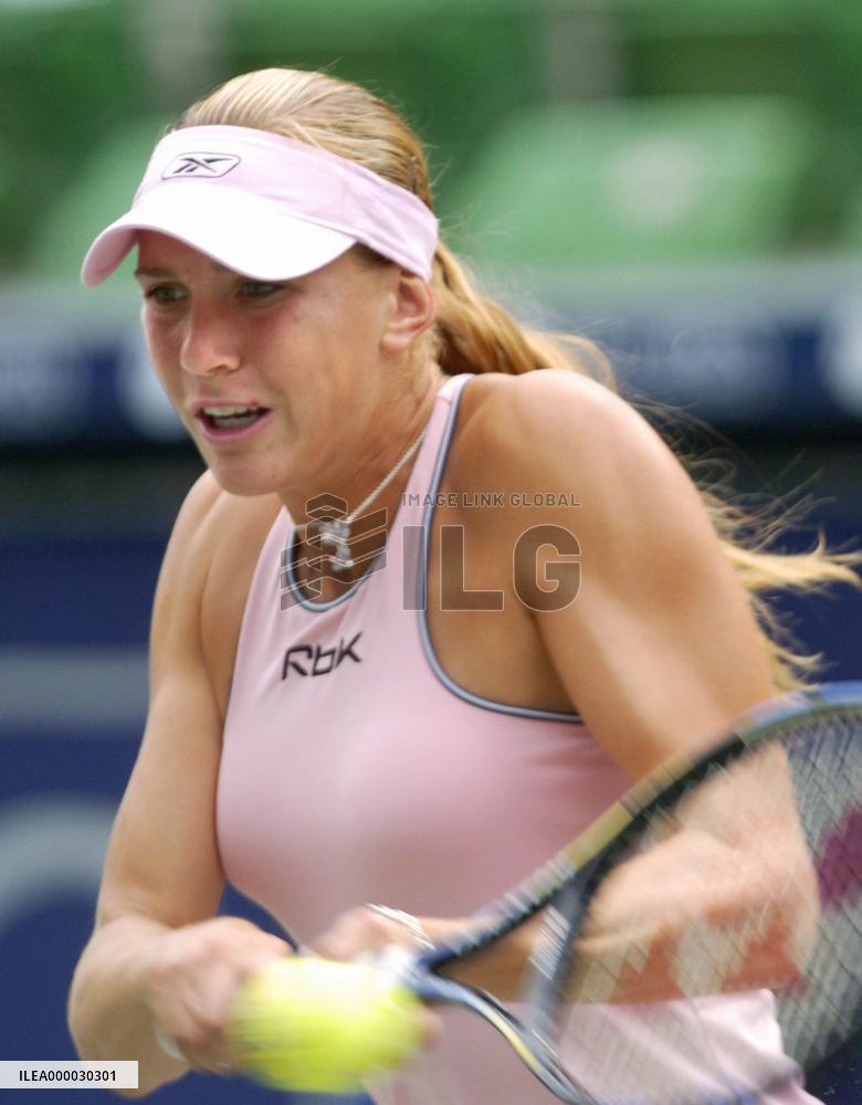 Golovin, Vaidisova storm into final at Japan Open