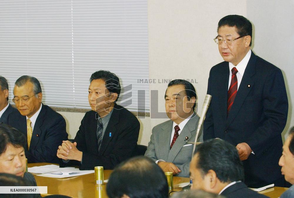 Lawmakers launches group to consider secular war memorial