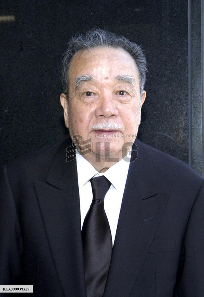 Veteran cartoonist Kato dies at 80