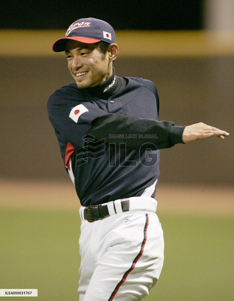 Ichiro says Japan must focus on its own play at WBC