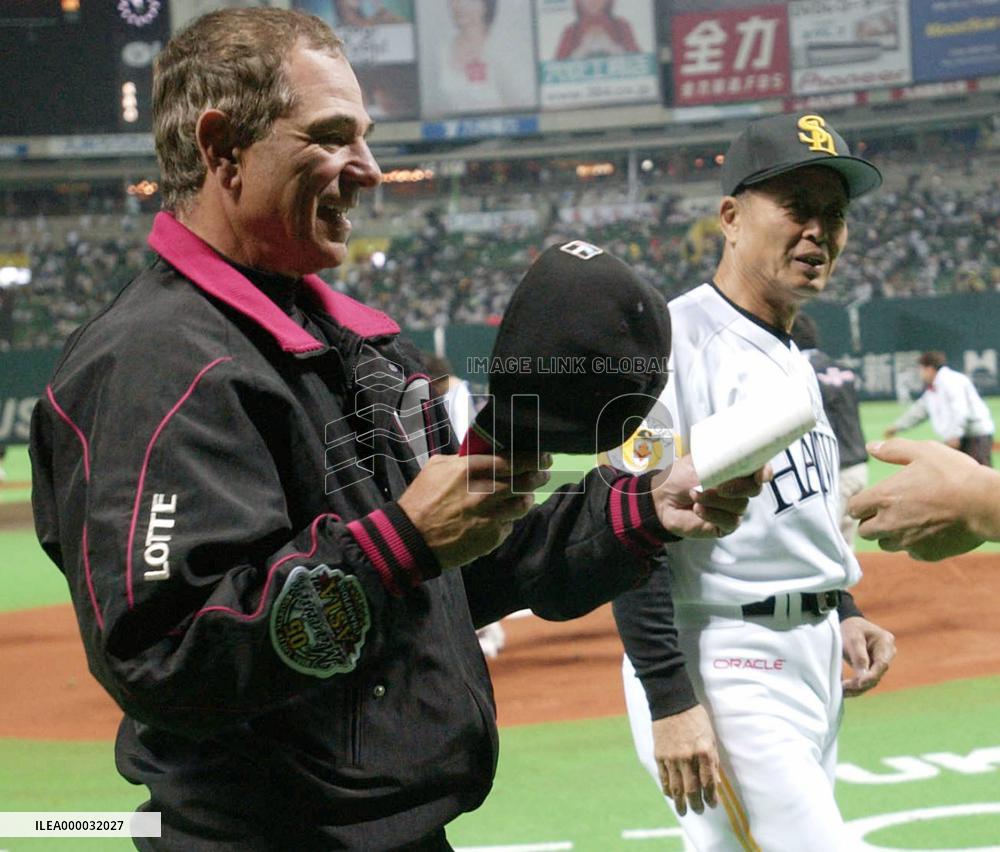 Pro baseball season begins with PL games