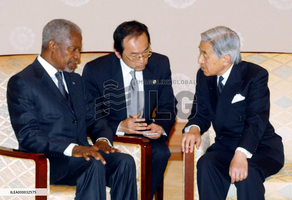 Annan meets with emperor