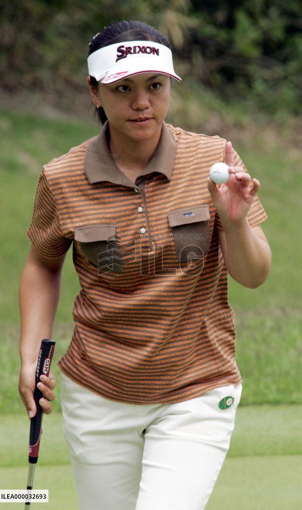 Nakata stays in lead at Resort Trust Ladies, Fudo misses cut