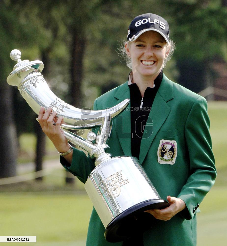 Campbell wins Suntory Ladies for 1st title in Japan