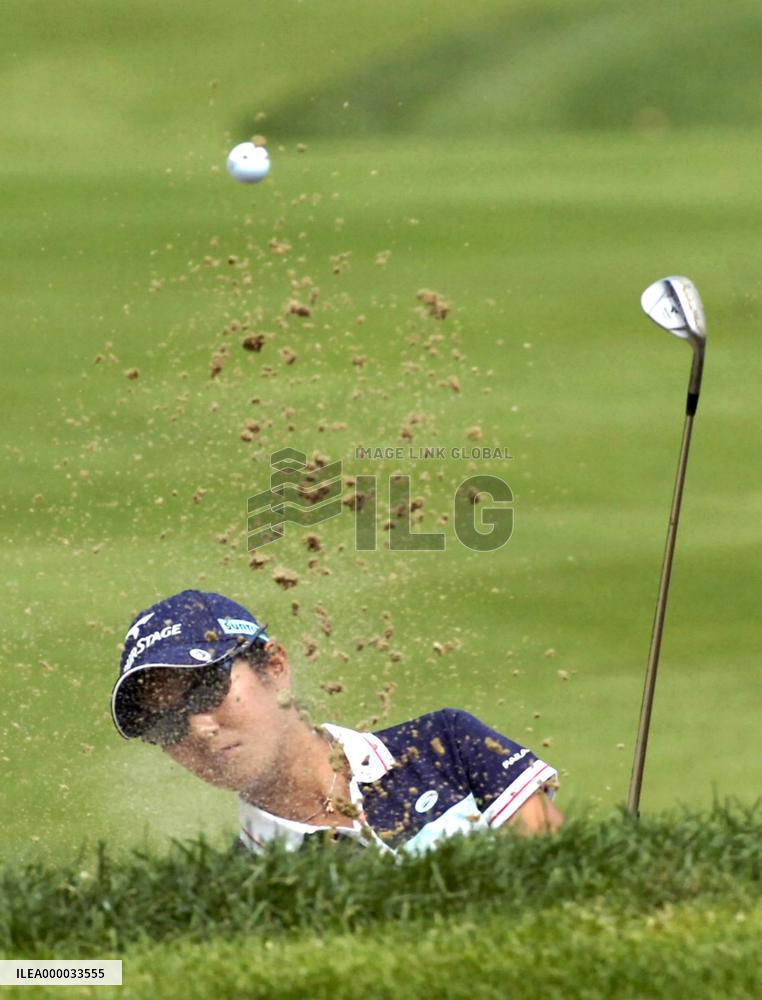 Miyazato surges into 3rd at Wendy's Championship