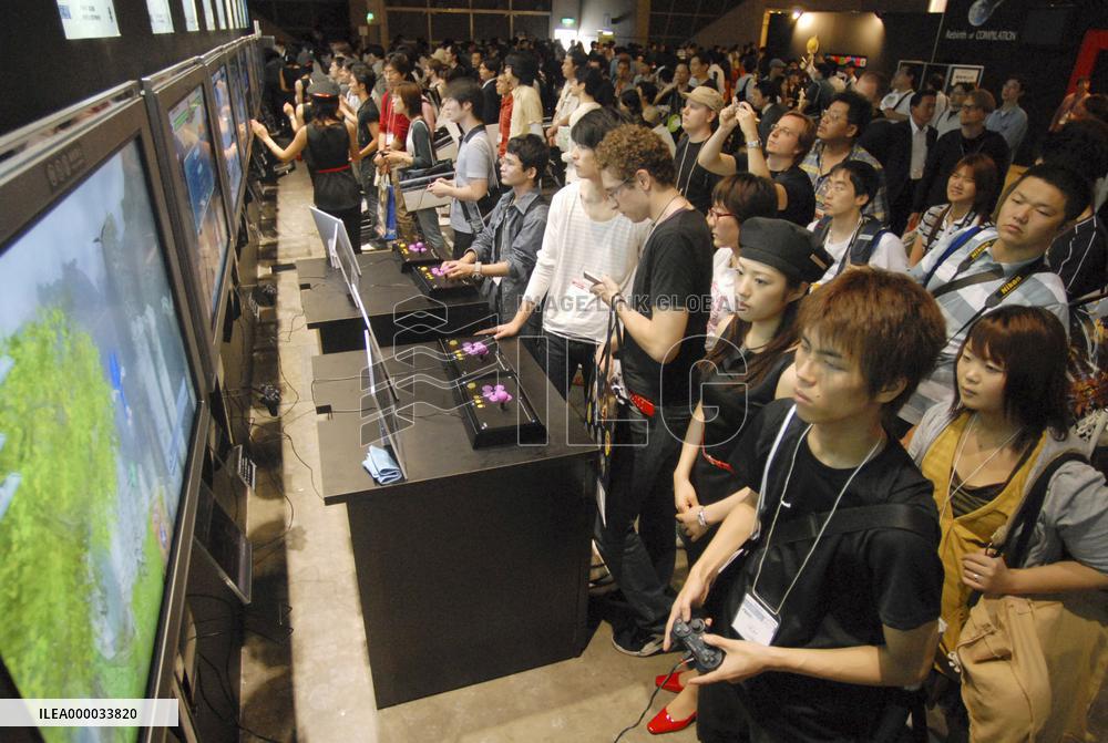 Tokyo video game show kicks off