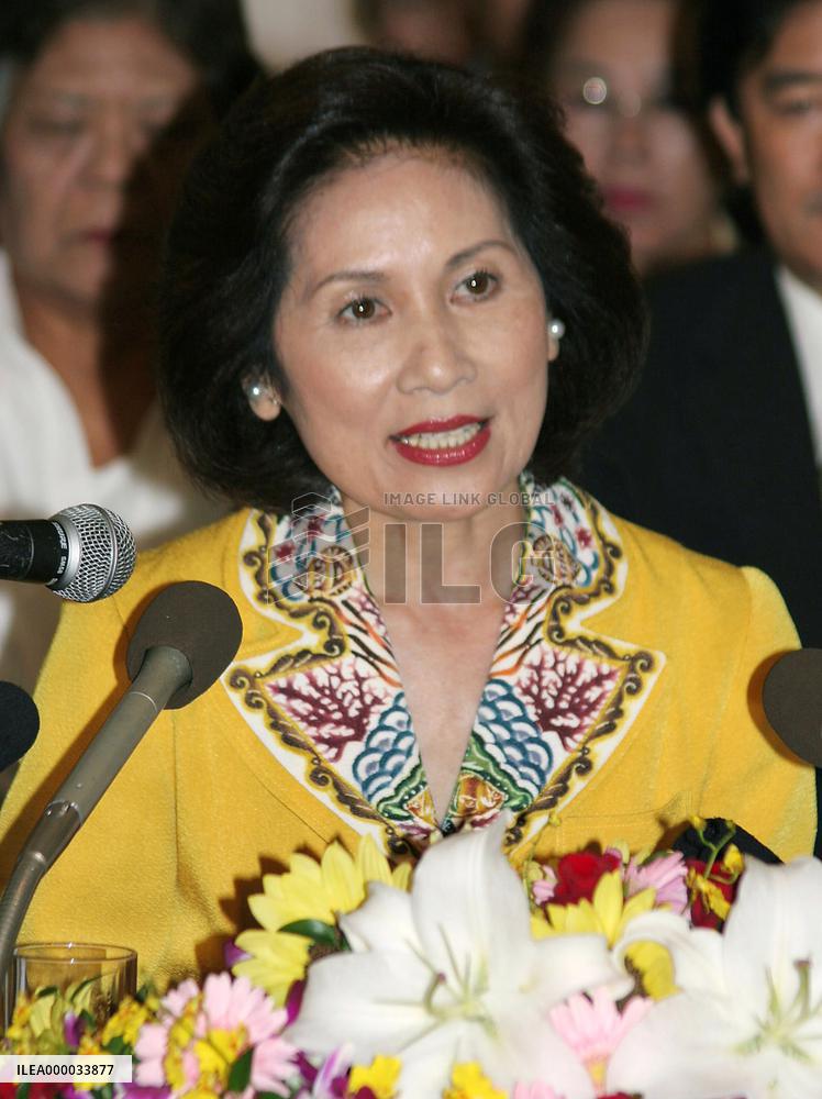 Okinawa Gov. candidate Itokazu declares bid