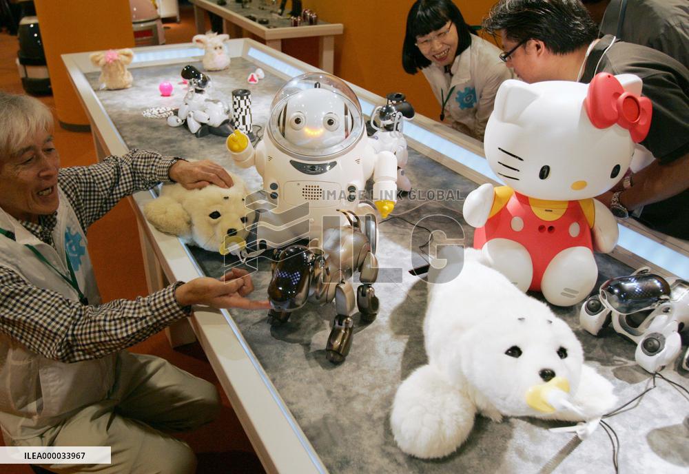 Robot museum to open in Nagoya