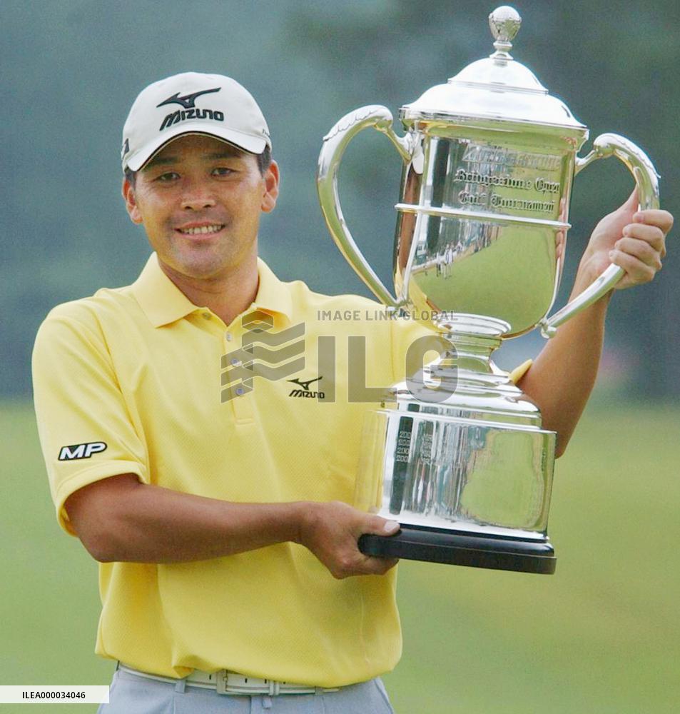 Teshima cruises to Bridgestone title with tournament record