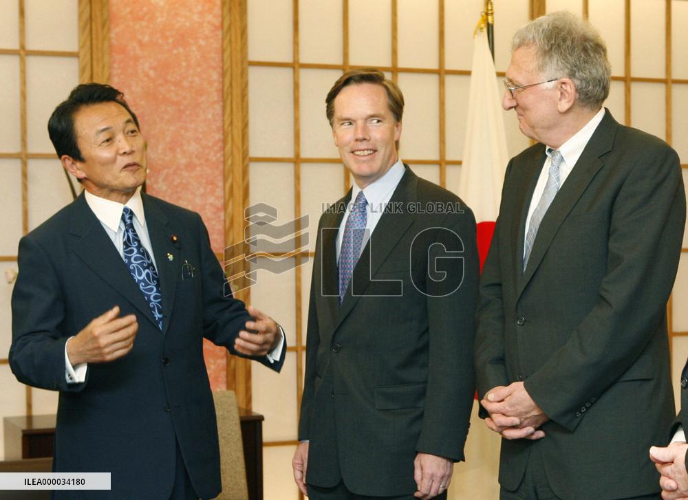 Aso holds talks with Burns and Joseph