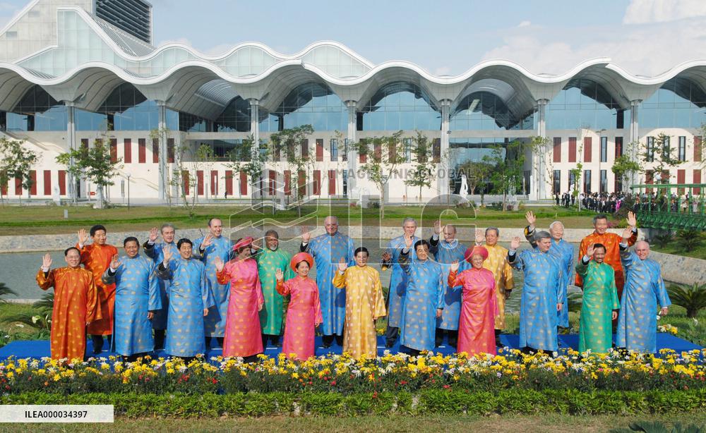 APEC leaders urge 'concrete steps' by N. Korea to scrap nuke