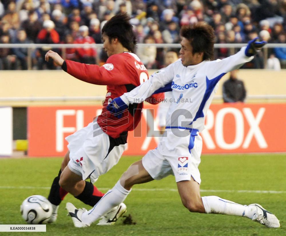 Lucky Urawa give Buchwald perfect send-off with cup win