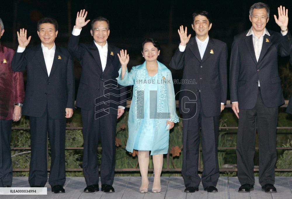 Leaders of ASEAN, Japan, China, S. Korea met in Cebu