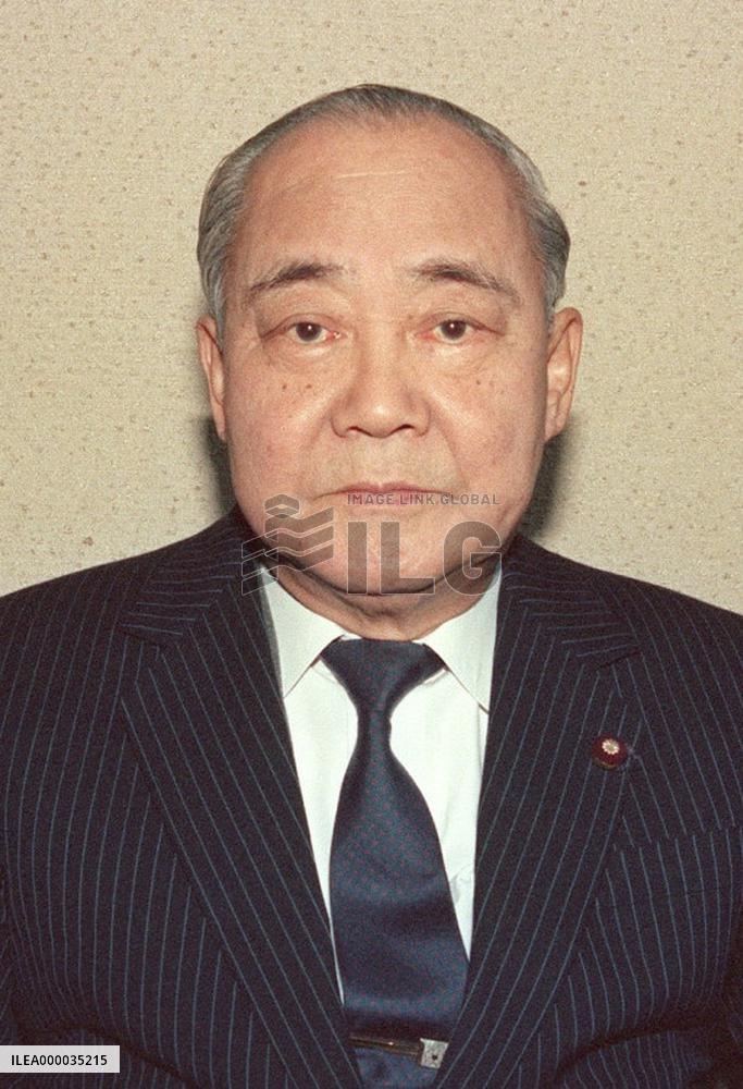 Former transport minister Kichizo Hosoda dies at 94