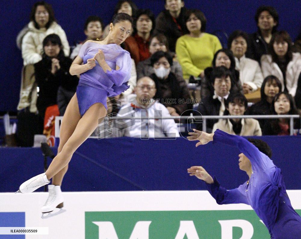 China's Shen, Zhao win pairs free skating at world championships