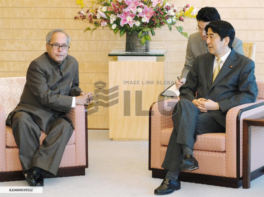 Japan's Abe eyes visit to India this year