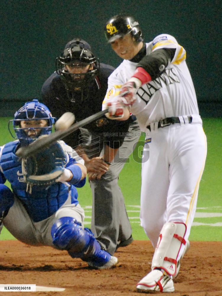 Kokubo belts two-run homer
