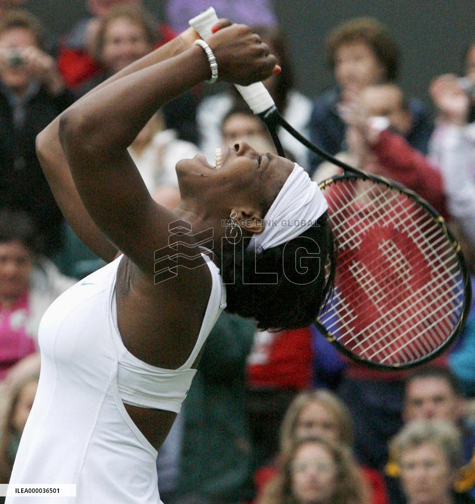 Serena Williams advances to quarterfinals at Wimbledon