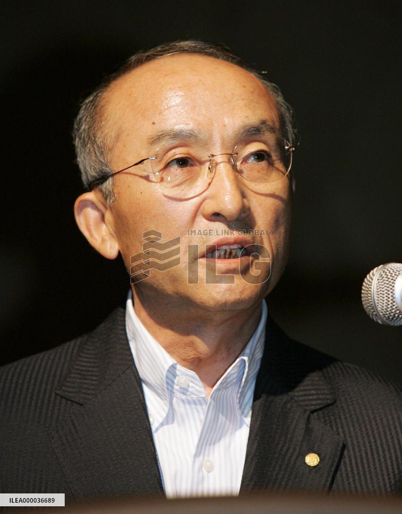 Toyota keeps global sales target despite Niigata quake