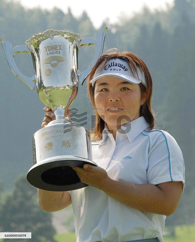 Fudo holds off Ueda to win 3rd Yonex Ladies crown