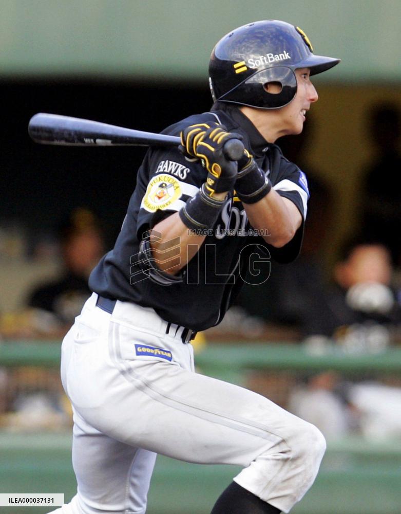 Kawasaki homer lifts Softbank over Nippon Ham