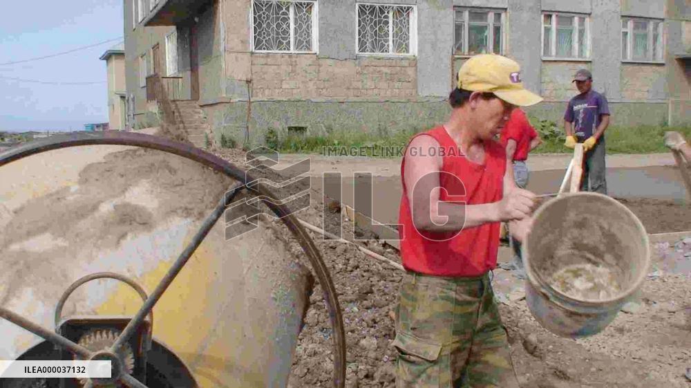 Russia using N. Koreans, other foreign workers on disputed islan