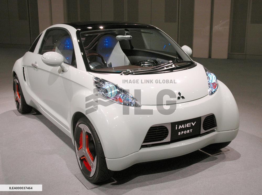 Mitsubishi Motors unveils 'i MiEV SPORT' at Tokyo Motor Show