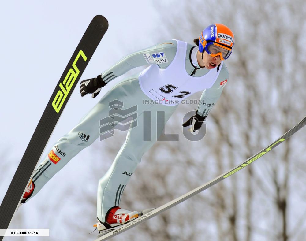 Sinkovec wins HTB Cup, Sakano 3rd