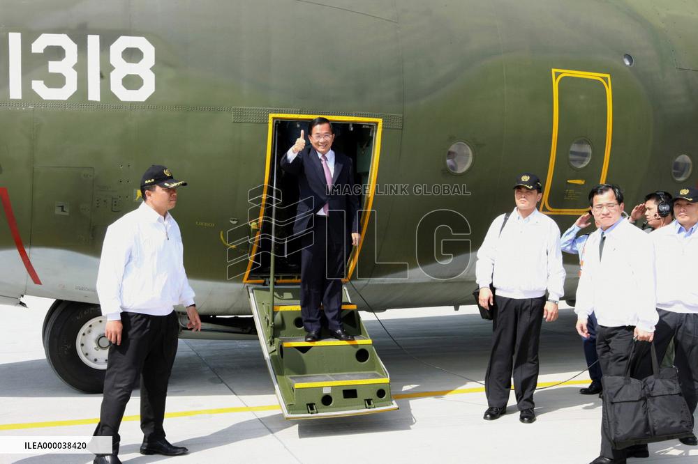 Taiwan's Chen visits Itu Aba in disputed Spratly Islands