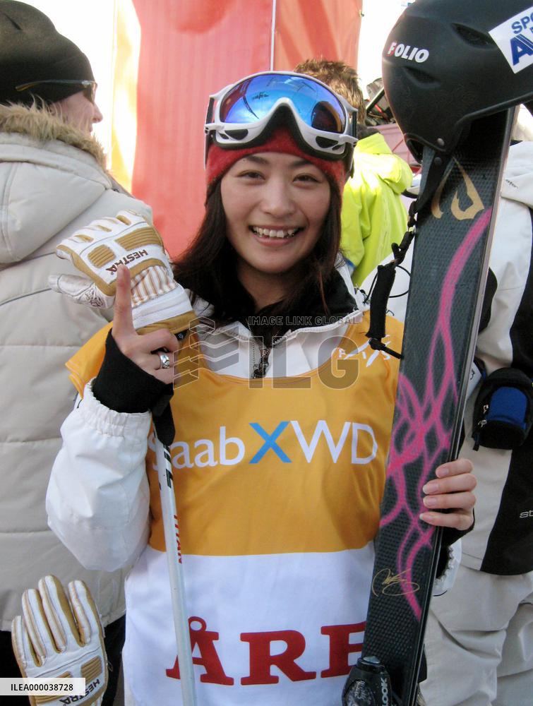 Uemura takes overall World Cup crown with 4th straight win