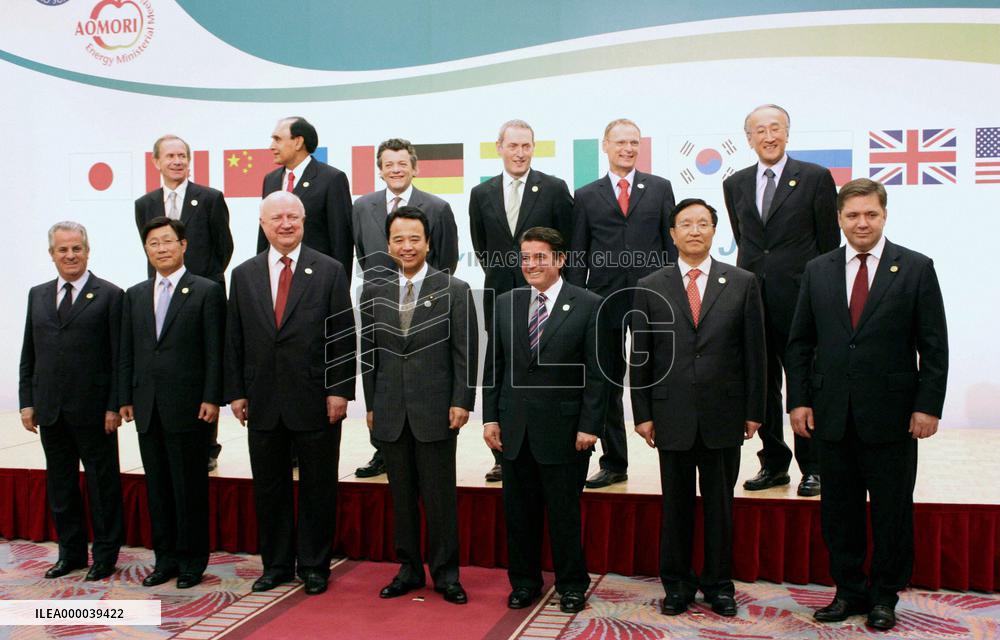 G-8 energy ministers gather in Aomori