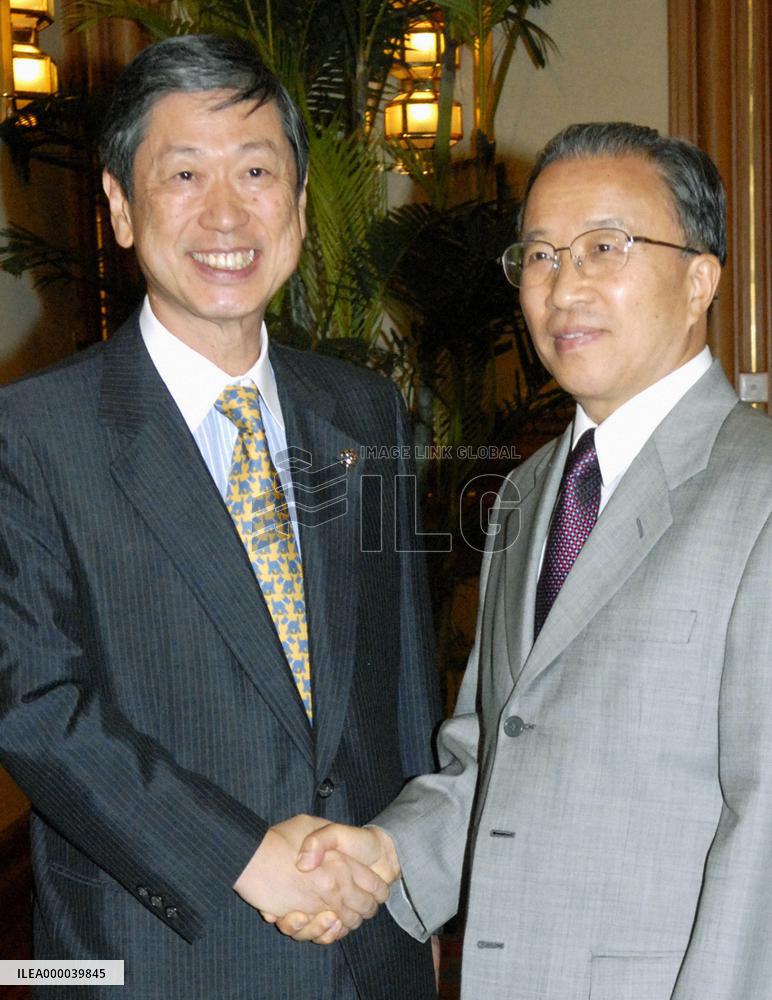 Japan, China agree to boost cooperation in food poisoning probe