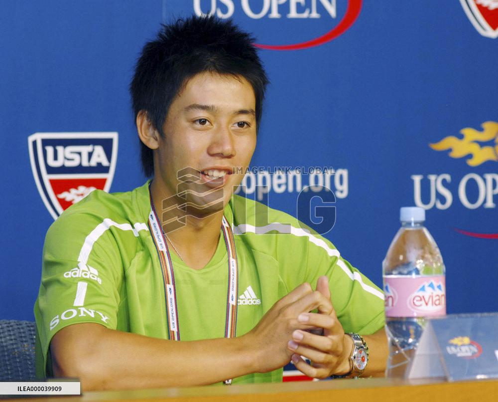 Japan's Nishikori advances to 3rd round in U.S. Open