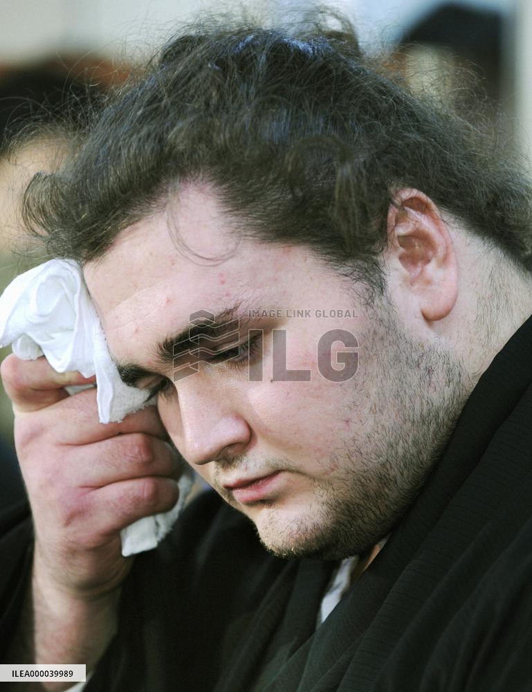 Wakanoho apologizes for marijuana possession