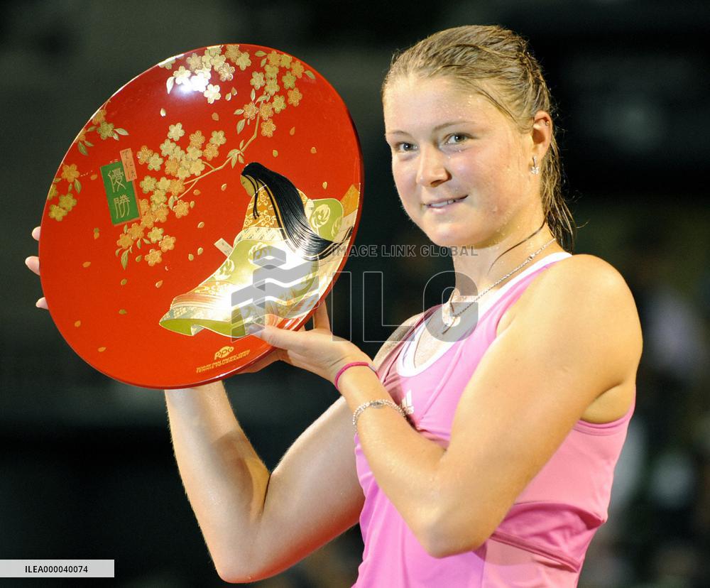 Safina beats Kuznetsova in all-Russian Toray final