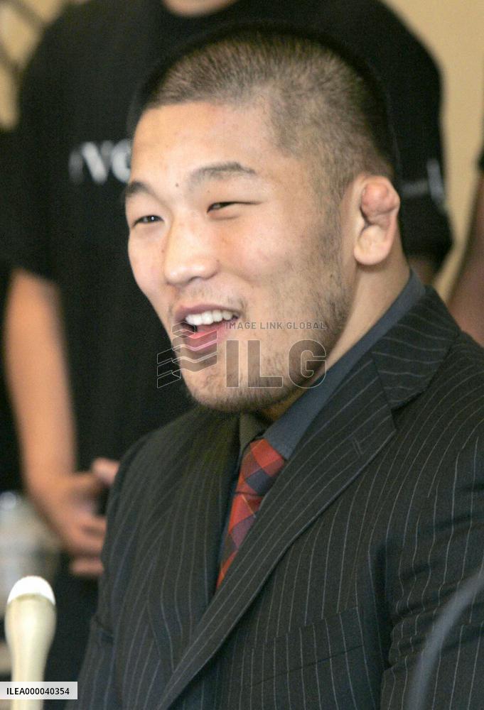 Olympic champion Ishii announces switch to mixed martial arts