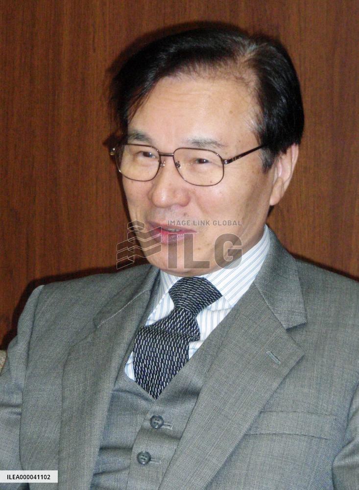 Yachi urges Japan to send civilians to Afghanistan