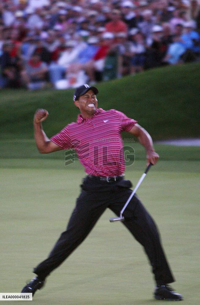 Tiger Woods wins Arnold Palmer Invitational PGA golf tournament