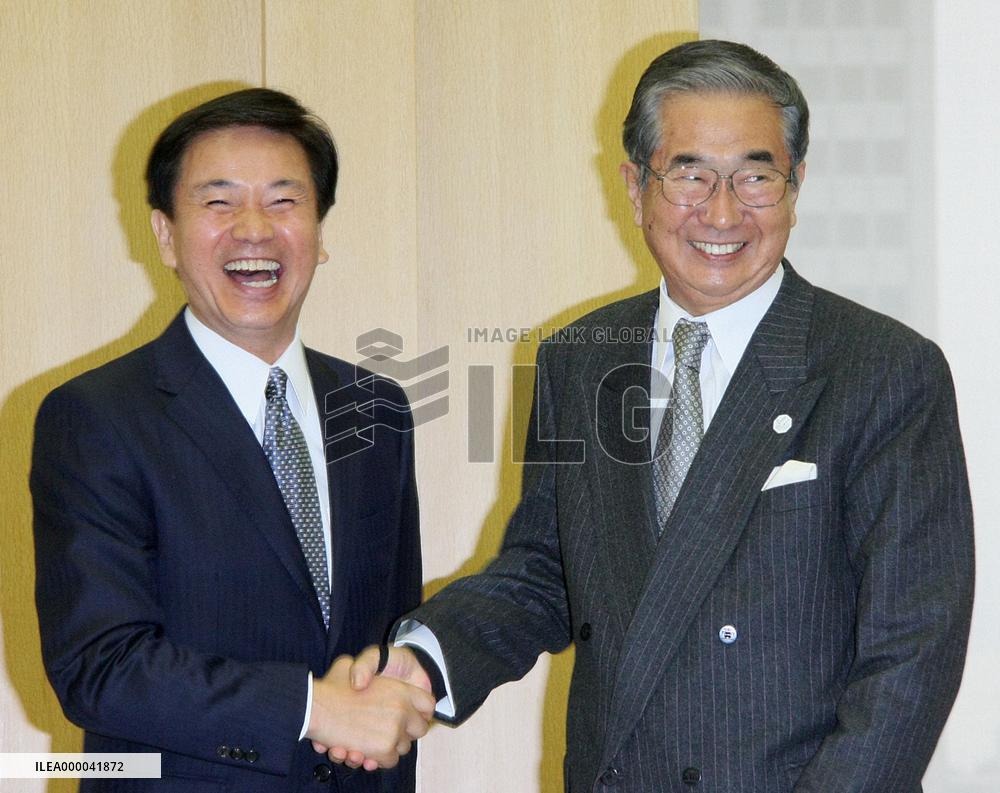 New Chiba Gov. Morita visits Tokyo Gov. Ishihara