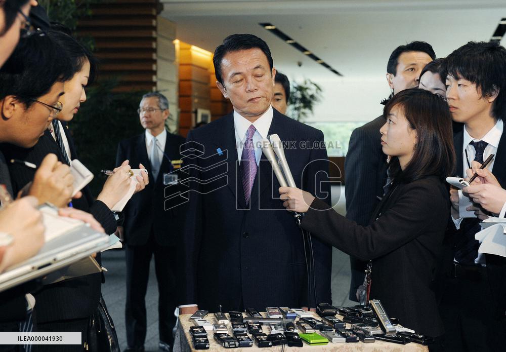 N. Korea launches 'satellite' despite international pressure