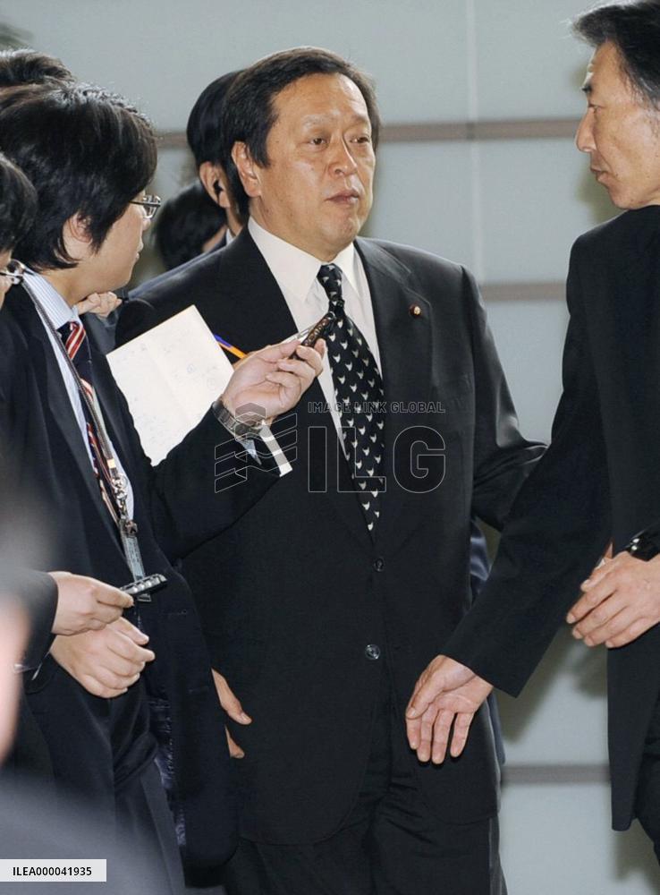 N. Korea launches 'satellite' despite international pressure