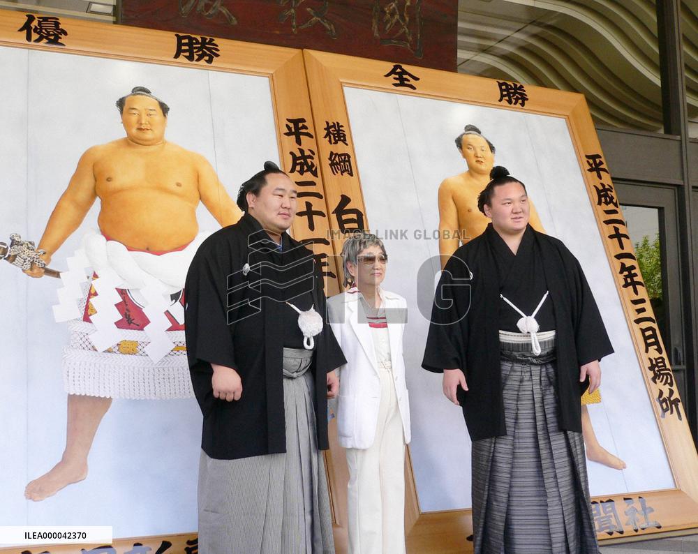 Asa, Hakuho warned over golfing prior to start of summer sumo